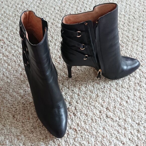 Halogen black Leather Booties size 6.5 - Picture 1 of 14